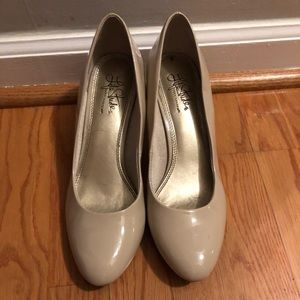 Lifestride Nude Patent Heels